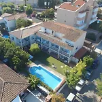 Sunway Tara Apartment Sitges
