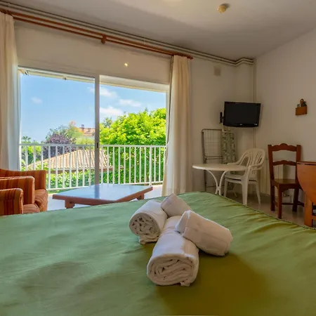 Daire Sunway Tara Sitges