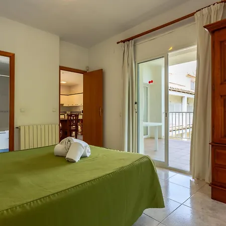 Daire Sunway Tara Sitges